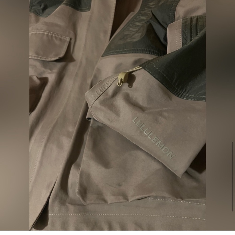 Lululemon gathering storm Jacket Size 4 - Picture 7 of 10